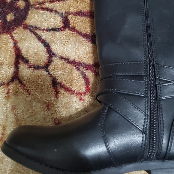 Girl tall boots - Picture 4 of 5